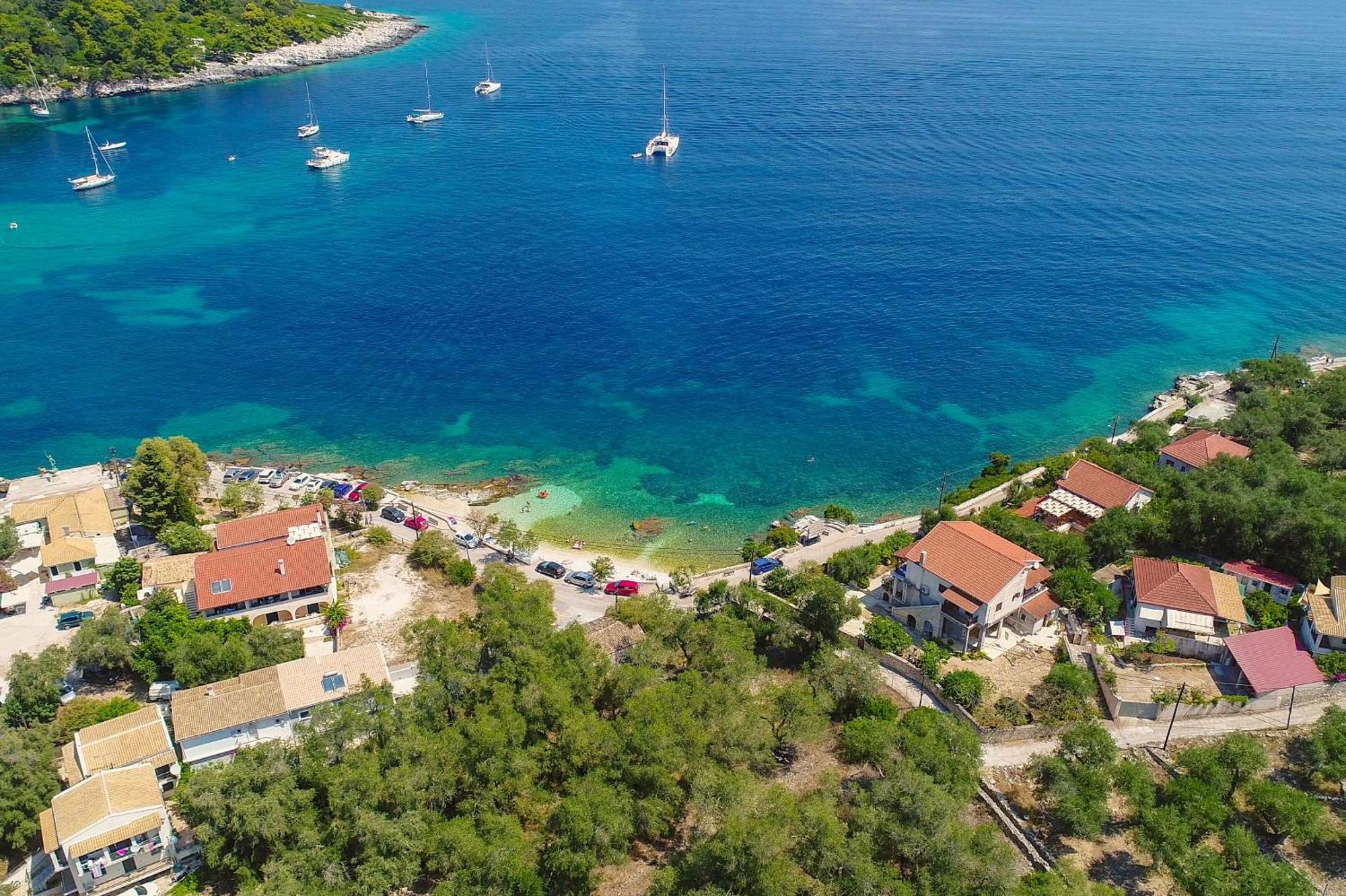 Villa Thea Antonis Гайос Экстерьер фото