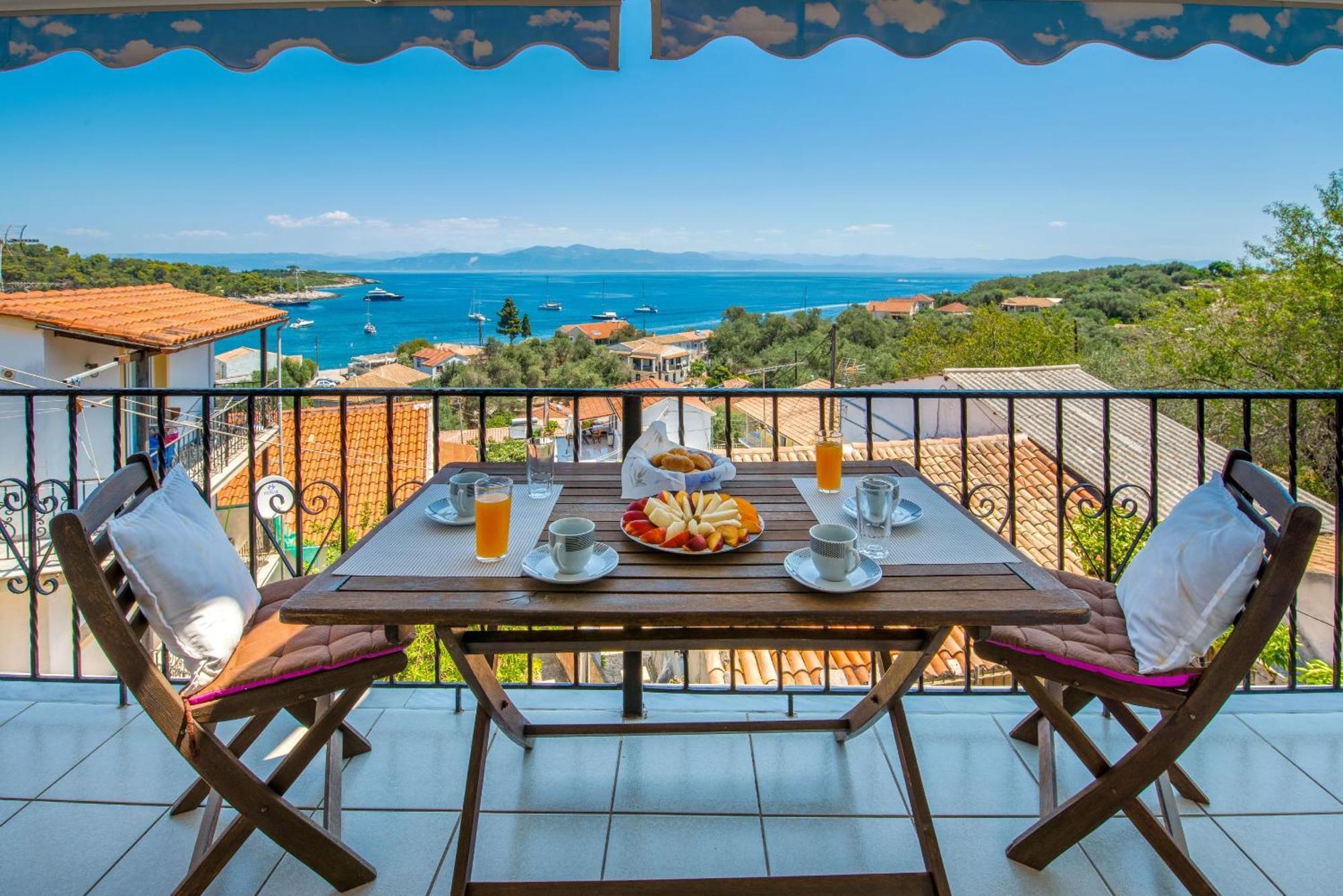 Villa Thea Antonis Гайос Экстерьер фото