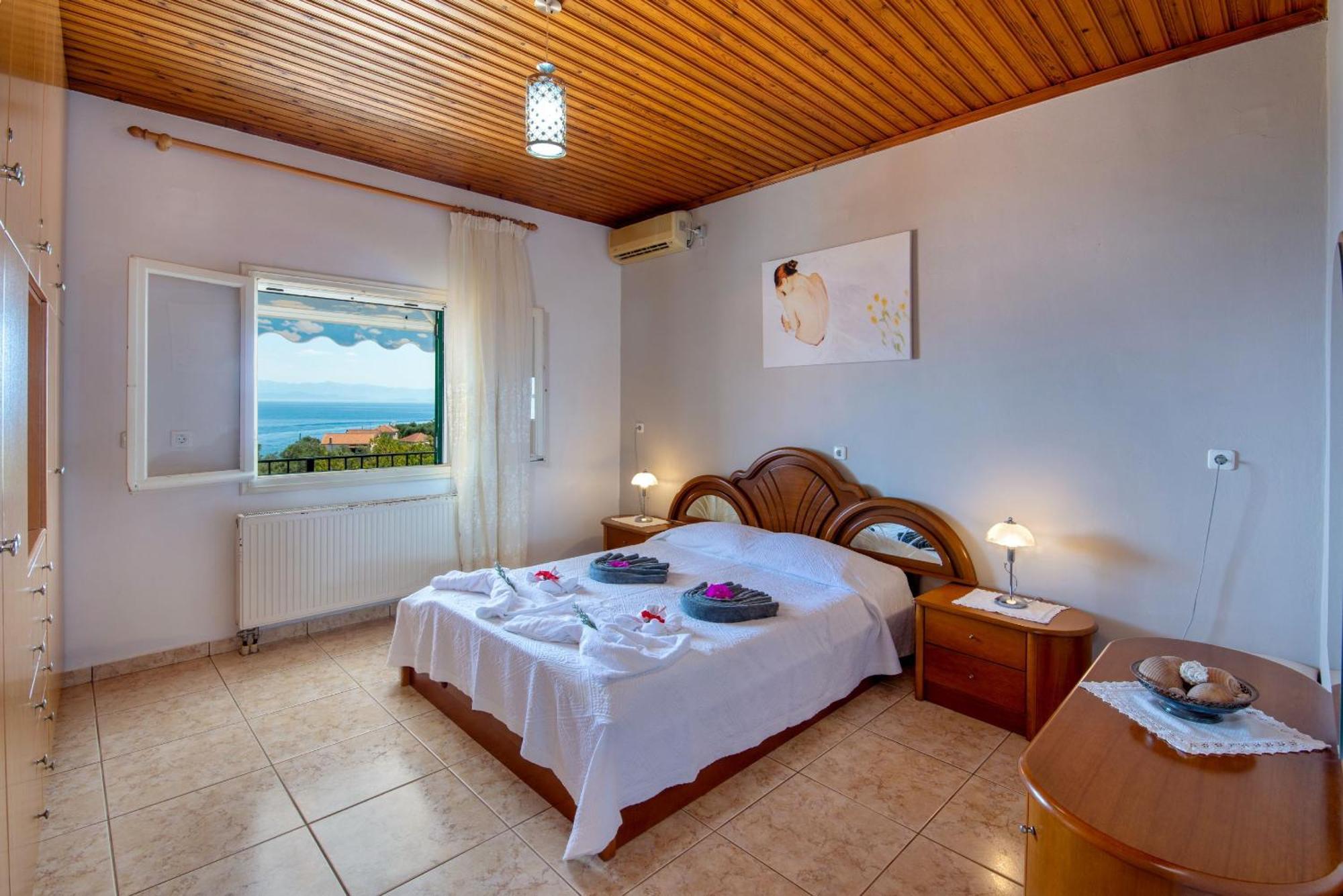 Villa Thea Antonis Гайос Экстерьер фото